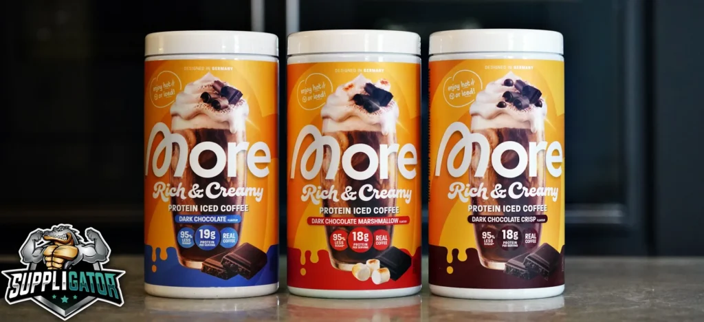 More Rich & Creamy Protein Iced Coffee in den Sorten Dark Chocolate, Dark Chocolate Marshmallow und Dark Chocolate Crisp